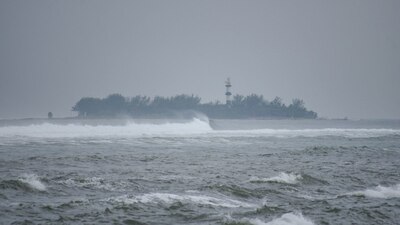 Tras su paso por Veracruz, Grace se degradó a tormenta tropical y se dirige a la CDMX