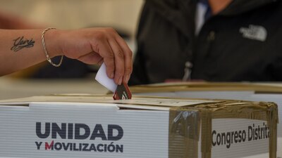 El pleito es tan importante en la vida morenista que, si no tienen con quién echar bronca afuera, la echan adentro