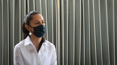 La jefa de Gobierno informó que las hospitalizaciones han bajado, pero pidió a los capitalinos ser cautelosos