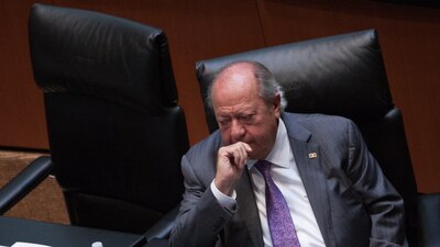 El priista ha sido dos veces senador y tres diiputado