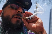 Colectivos piden que se legisle en favor del uso lúdico y universal de la mariguana