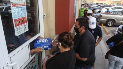 El secretario de Salud estatal informó que fue la única salida del sujeto quien contagió a 4 compañeros