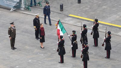 La Presidenta señaló que se aumentarán los programas del Bienestar, mejorará el sistema de salud y destacó al ejército