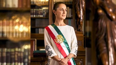 Sheinbaum porta la Banda Presidencial que recibió el pasado 1 de octubre