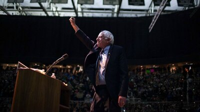 El senador Bernie Sanders se vuelve un emblema de oposición en el mandato de Trump