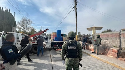 La GN señaló que los detenidos y lo asegurado quedaron a disposición en la delegación de la FGR