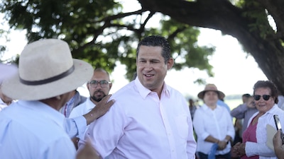 Es gobernador de Guanajuato y tiene proyectos que buscan impulsar al estado