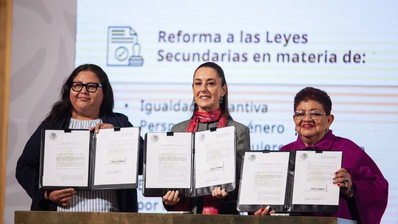 Tiempo de mujeres: Claudia Sheinbaum firma decreto a favor de la igualdad sustantiva