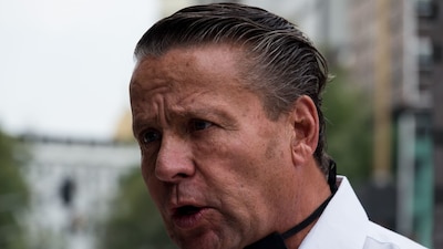 El candidato está en último lugar con menos del 1% de los votos