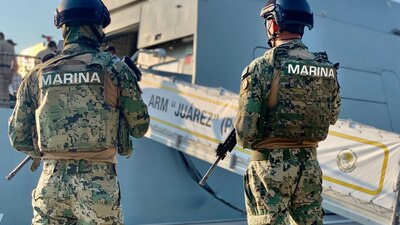 El elemento disparó directamente contra sus compañeros y una civil