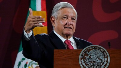 López Obrador exhibió a los senadores que votaron en contra