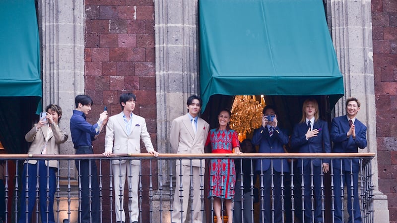 GALERÍA: Así vivieron los integrantes de BTS la bienvenida a México por parte de las y los ‘ARMY’