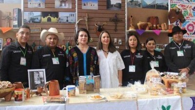 En los mensajes, el edil denunció que eran perseguidos