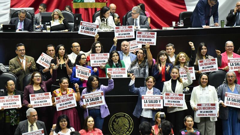 Diputados avalan, en lo general, la Ley Federal de Derechos; elevará costos para extranjeros