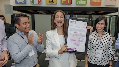Es la primera gobernadora de Guanajuato en 200 años de historia