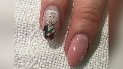 Muchos usuarios invitaron a la esposa del Presidente a hacerse las uñas