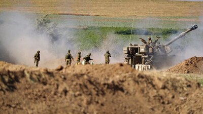 Un ataque aéreo israelí en la Ciudad de Gaza mató a al menos 10 palestinos, en su mayoría menores