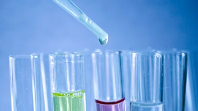 El fármaco, originalmente utilizado contra el cáncer, bloquea la multiplicación del coronavirus en células humanas