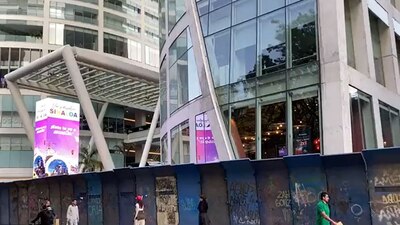 Fueron colocadas en monumentos, recintos culturales y edificios