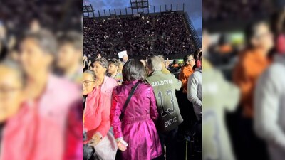 El ministro acudió al primer concierto de Taylor Swift