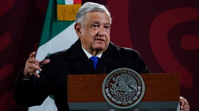 El ministro Luis María Aguilar reitró su proyecto para suprimir la medida cautelar.