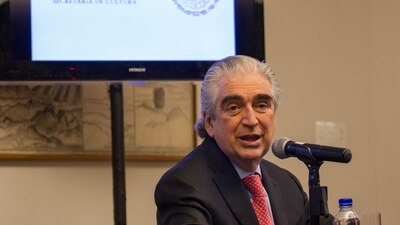 Abogado de profesión, Rafael Tovar y de Teresa fue el primer secretario de Cultura en México