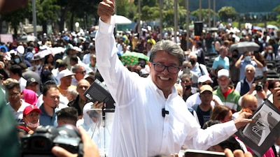 Afirmó que no se dará por vencido y que continua con sus planes para llegar a la Presidencia