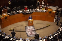 Senado avala en lo general y lo particular la ‘Ley Antimemes’; incluye algunas reservas