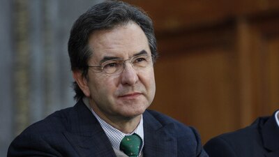 Esteban Moctezuma ha sido funcionario de gobierno y presidente de Fundación Azteca