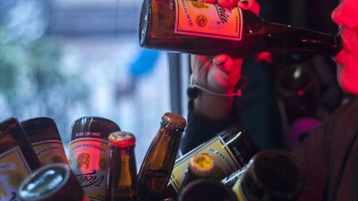 Aunque legal, el alcohol es la droga que MÁS muertes ocasiona