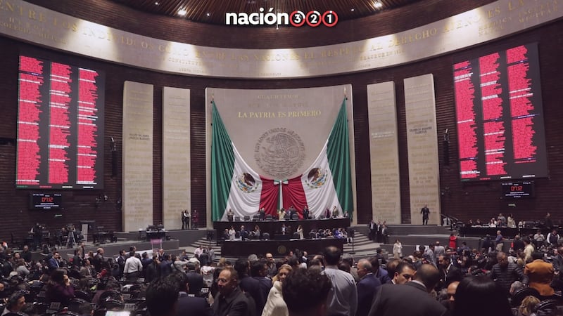 Diputados avalan en lo particular prohibición de vapeadores; usuarios se salvan de sanciones