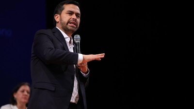 El aspirante presidencial criticó las propuestas de incrementar cárceles