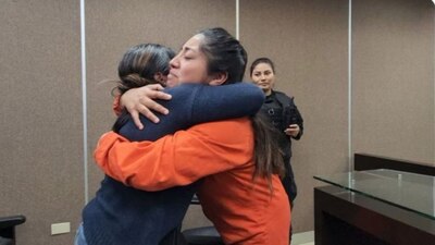 El colegio de dejó pasar a los jóvenes que traían ese corte