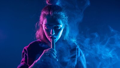 Existe la idea de que son menos dañinos que el cigarro, pero no es así