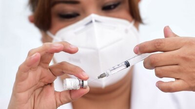 El jueves 24 de diciembre comenzó la campaña de vacunación contra COVID-19 en México