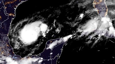 El huracán Milton se intensificó en el Golfo de México y llegó a la categoría 3