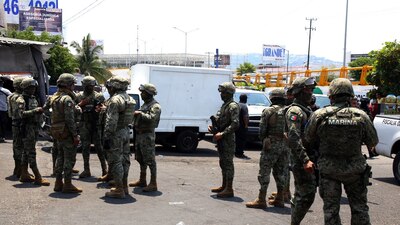 AMLO instó a seguir el combate bilateral al tráfico de armas en México