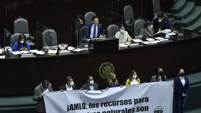 La bancada del PRD mostró su inconformidad en la sesión ordinaria de la Cámara de Diputados