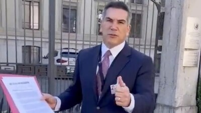 El dirigente del PRI acusó una persecución sistemática del Gobierno