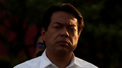 El presidente de Morena fue confundido con su homólogo del PRI