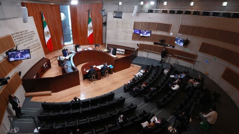 TEPJF revoca 45 vacantes de Elección Judicial; INE se excedió en revisar historiales académicos