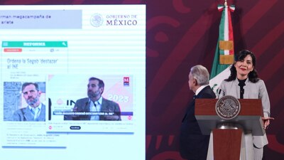 El Gobierno de la '4T' aseguró que los medios han difundido muchas mentiras contra el 'Plan B' de AMLO