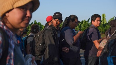 Un nueva caravana de migrantes centroamericanos se dirige a Estados Unidos