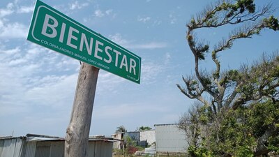 Los habitantes de esta zona de Coatzacoalcos decidieron poner a las calles nombres relacionados con la administración actual