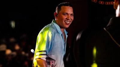 El cantante no se ha posicionado respecto a la narcomanta