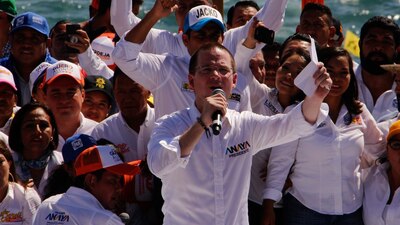 El candidato ha sido señalado de desvío de recursos desde el año pasado