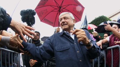 El morenista se disculpó ante la polémica que desataron sus declaraciones contra los periodistas
