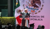 AMLO conmemora la Expropiación Petrolera; advierte de "traidores a la patria"