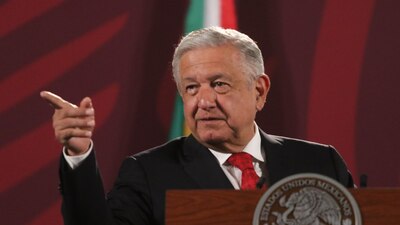 López Obrador aseguró que urgen médicos especialistas en México