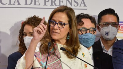 La Mesa Directiva decretó un receso para que la Junta de Coordinación Política fijara su postura sobre la panista.